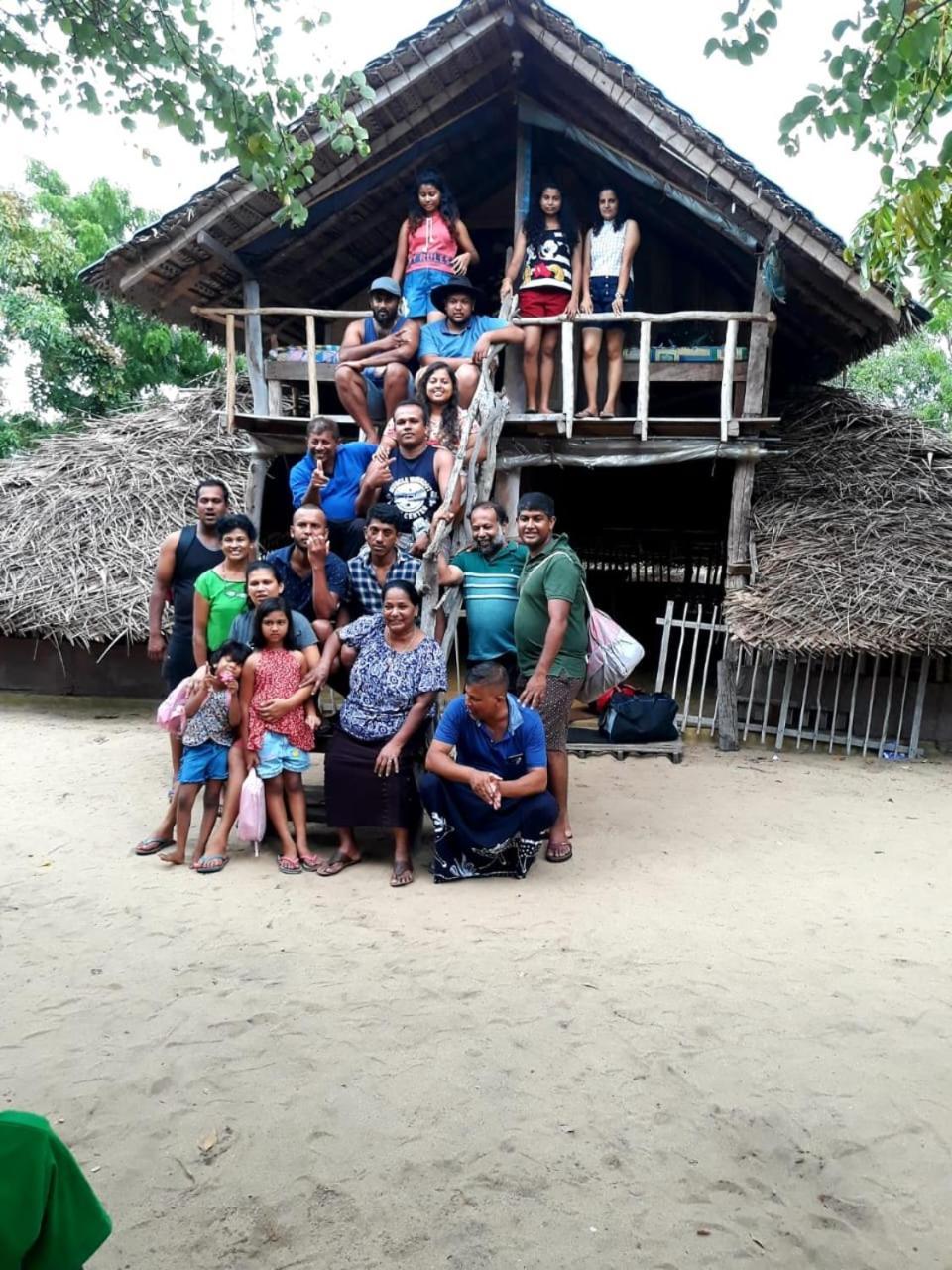 Jungle Surf Camp Bed & Breakfast Panama Exterior photo