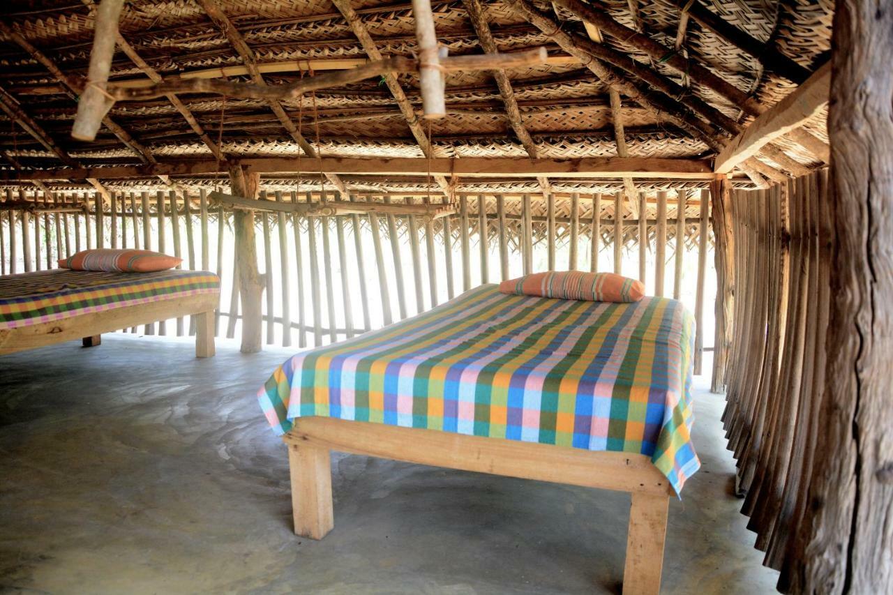Jungle Surf Camp Bed & Breakfast Panama Exterior photo